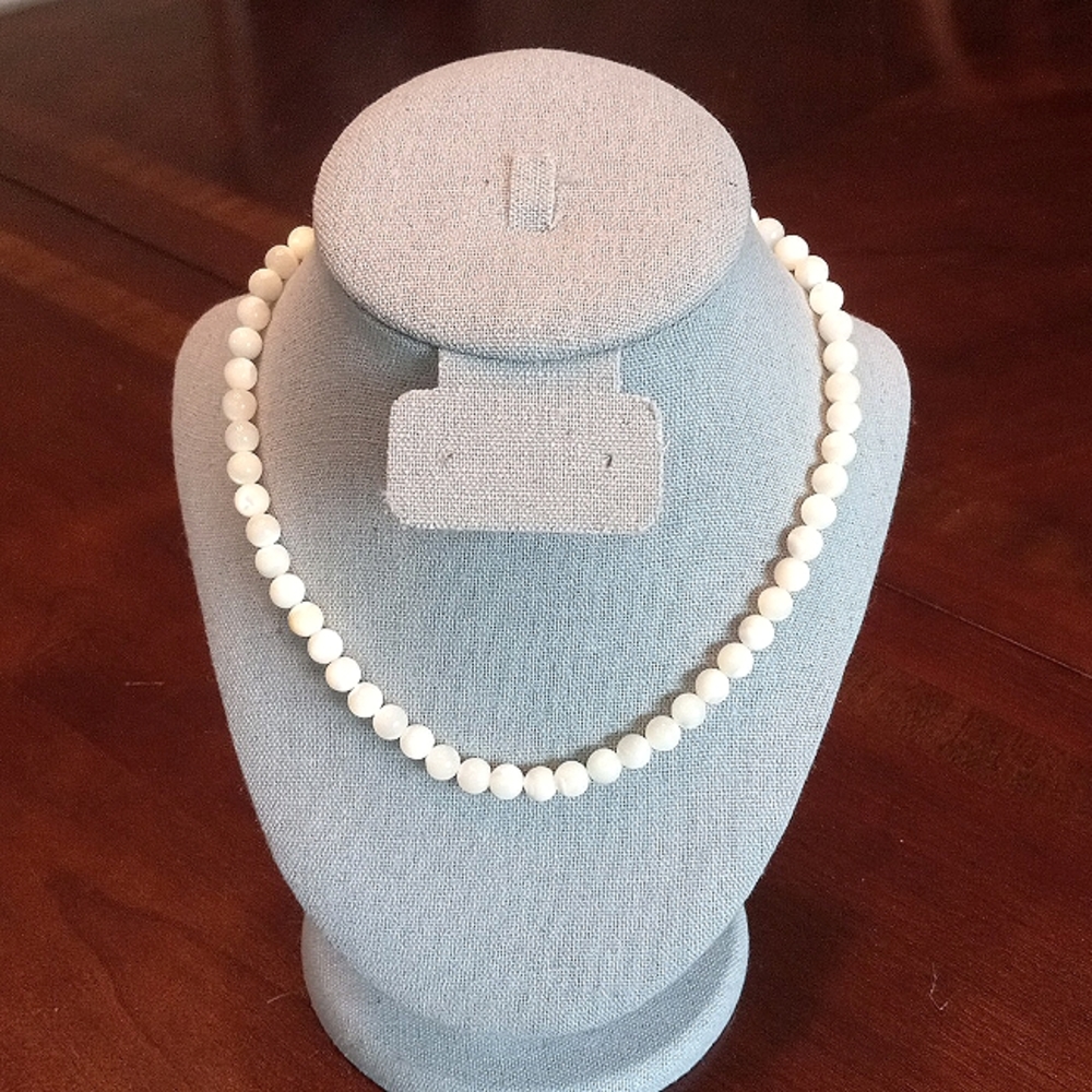 Vintage Mother of Pearl  Necklace, 17"